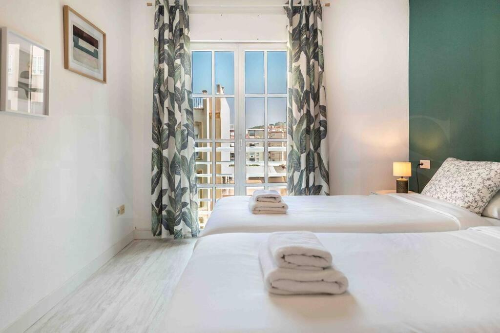 Spacious & Authentic Apartment By Rems Malaga Luaran gambar